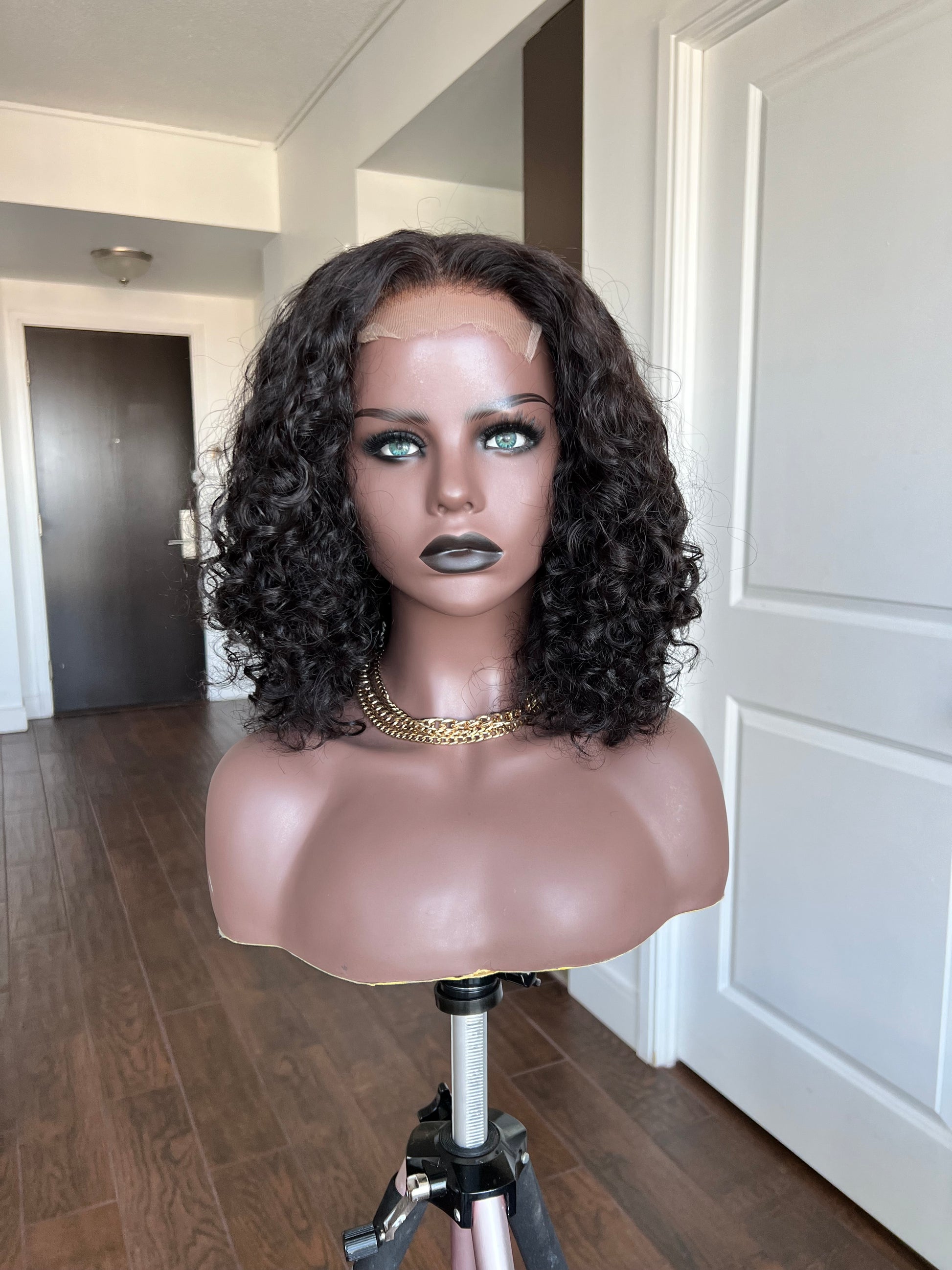 Ugo Wig - Human Hair Wig Curly 16 inches 5x5 Deep Wave Glueless Lace Closure Wig Mississauga Ontario