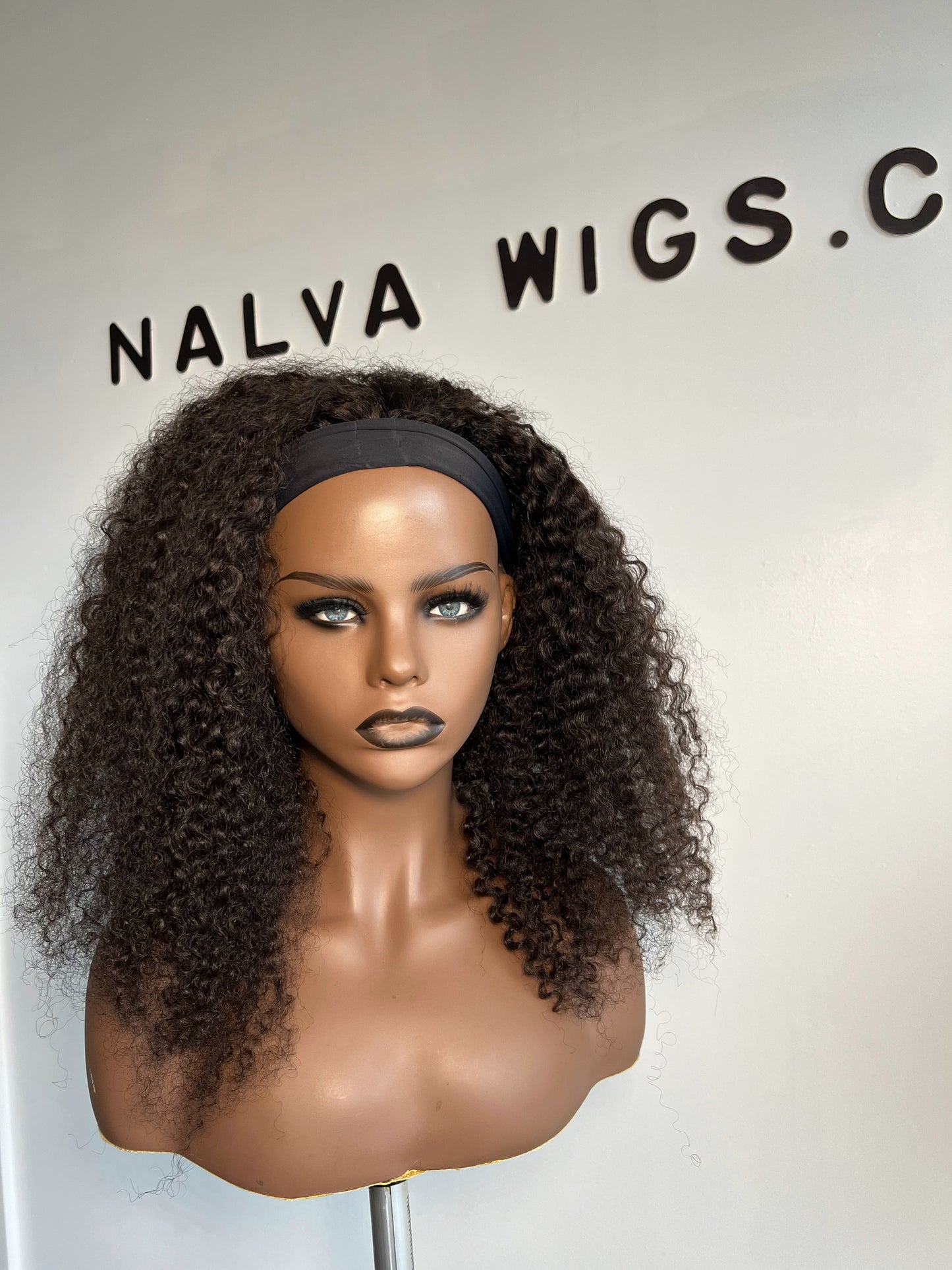 Curly Headband or Band fall wig with medium density. Light weight and beginner friendly with a built-in Spandex Headband, 2 combs, in-built adjustable elastic band and a breathable wig cap. 18" Long, Natural Dark Brown, Spandex Headband, 180% Density, Premium Virgin Human Hair.  Mississauga, Ontario