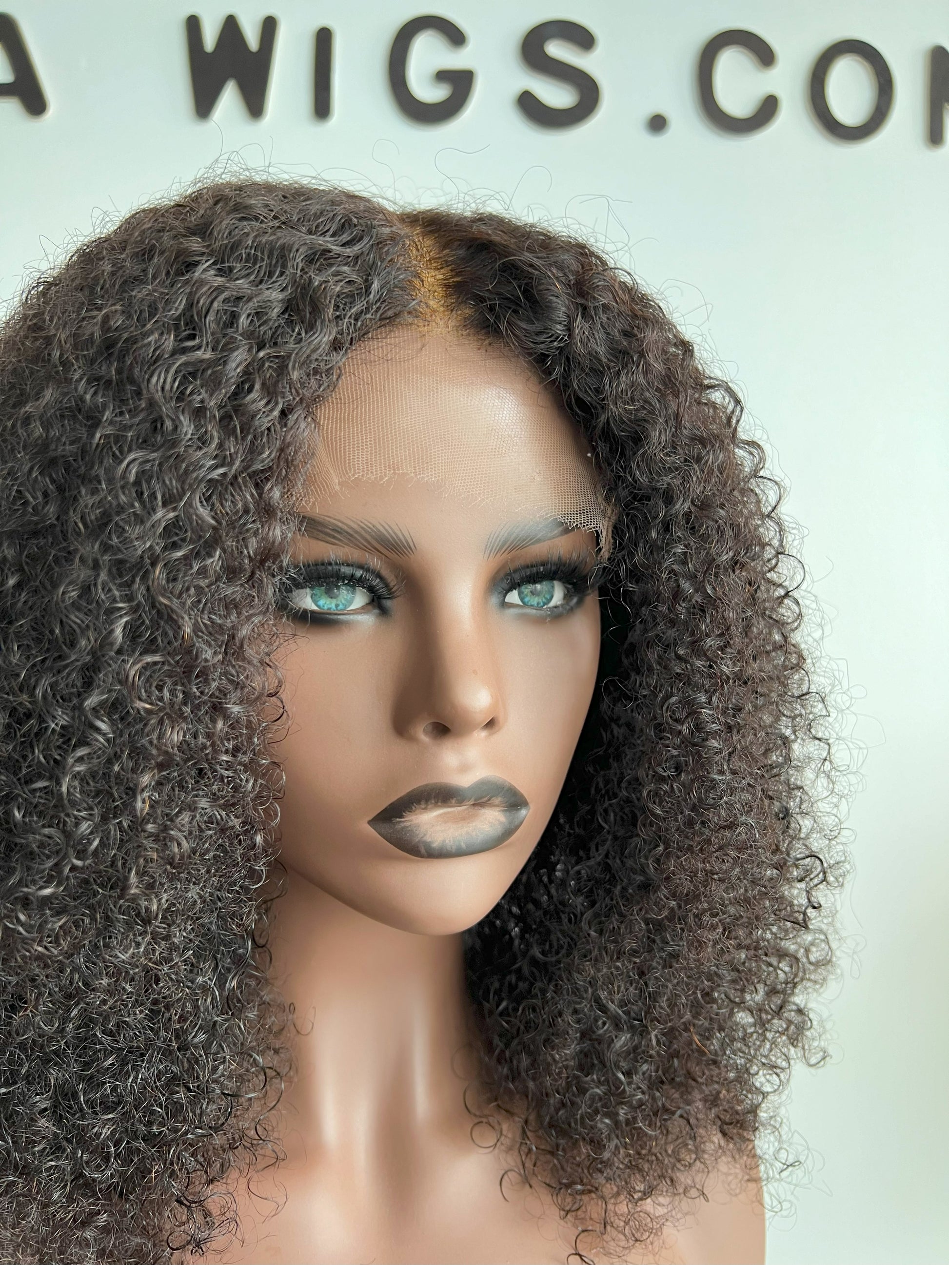 Luxury Lace Front wig crafted with Virgin human hair. Light weight and beginner friendly. Details are 18” inches, Natural Dark Brown Hair Lace Closure, 180% Density. Mississauga, Ontario