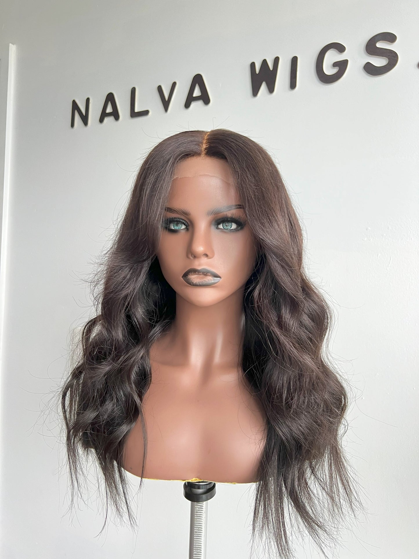 Luxury Lace Front wig crafted with virgin human hair. Light weight and beginner friendly. Details are 20” inches, Natural Dark Brown Hair Lace Closure, 180% Density. Mississauga, Ontario