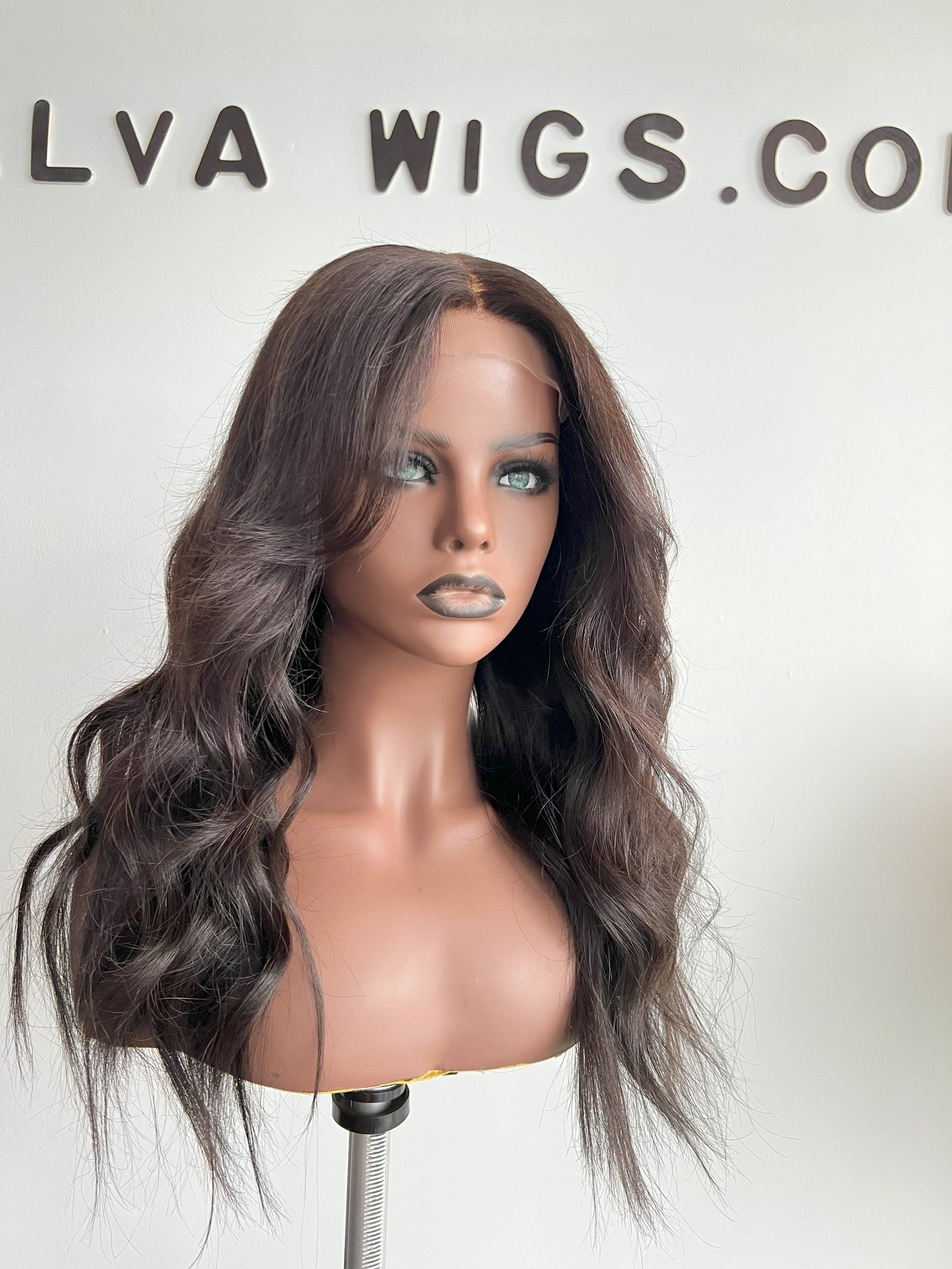 Luxury Lace Front wig crafted with virgin human hair. Light weight and beginner friendly. Details are 20” inches, Natural Dark Brown Hair Lace Closure, 180% Density. Mississauga, Ontario