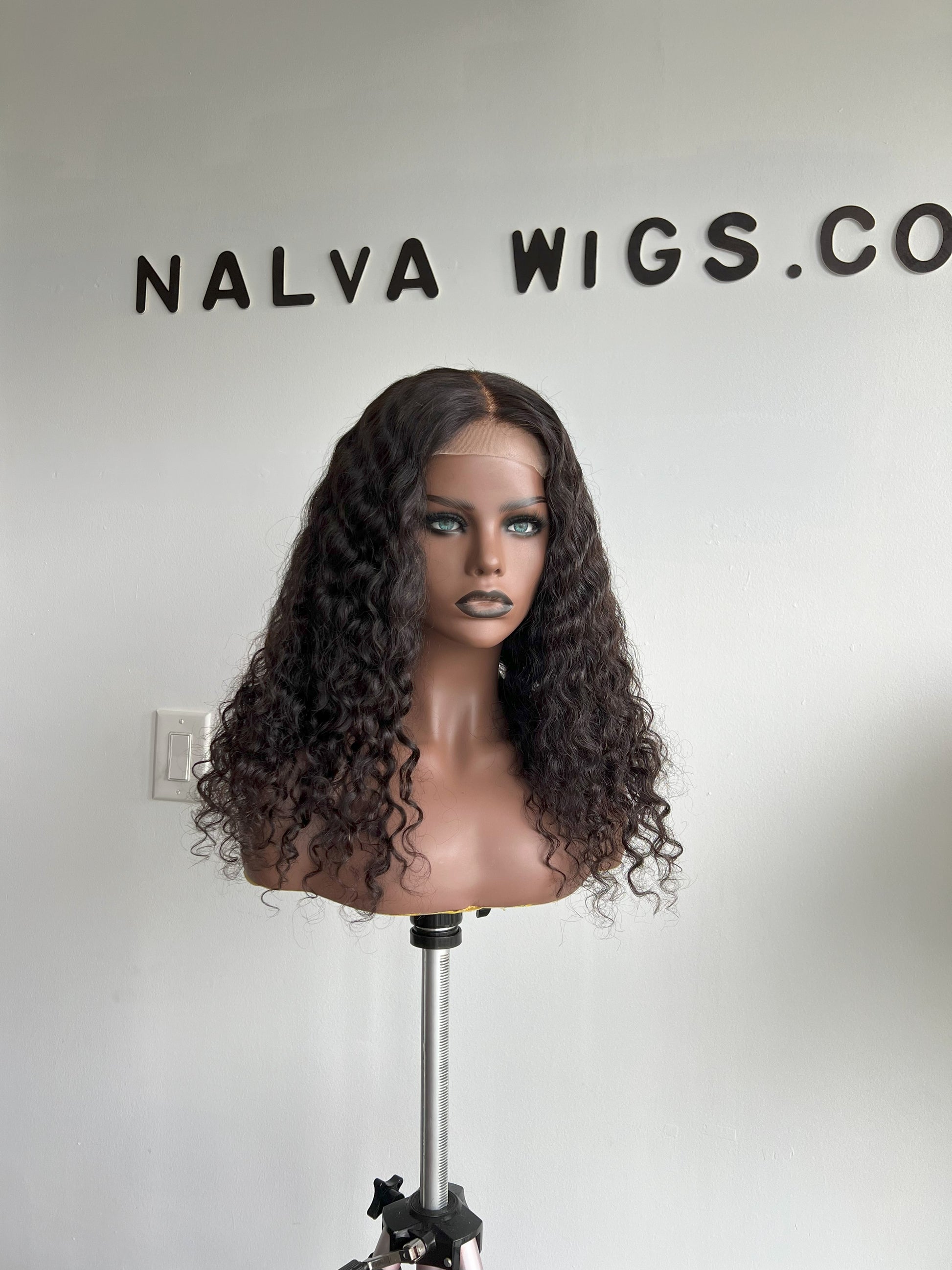 Luxury Curly Lace Front wig crafted with virgin human hair. Light weight and beginner friendly. Details are 18” inches, Natural Dark Brown Hair Lace Closure, 180% Density. Mississauga, Ontario