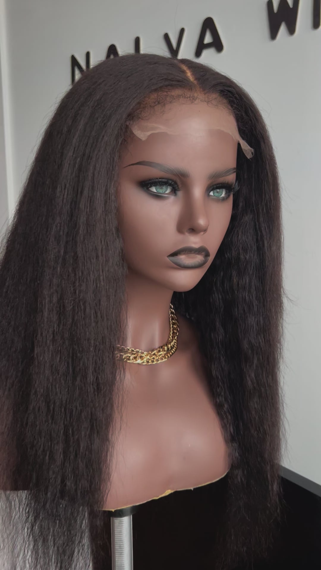 Luxury Lace Front Kinky straight wig made with Premium Virgin human hair. Light weight and beginner friendly. Details are 18” inches, Natural Dark Brown Hair Lace Closure, 180% Density. Mississauga, Ontario